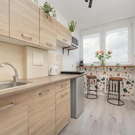 Cozy Apartmemt For 4 People In By Renters Вроцлав